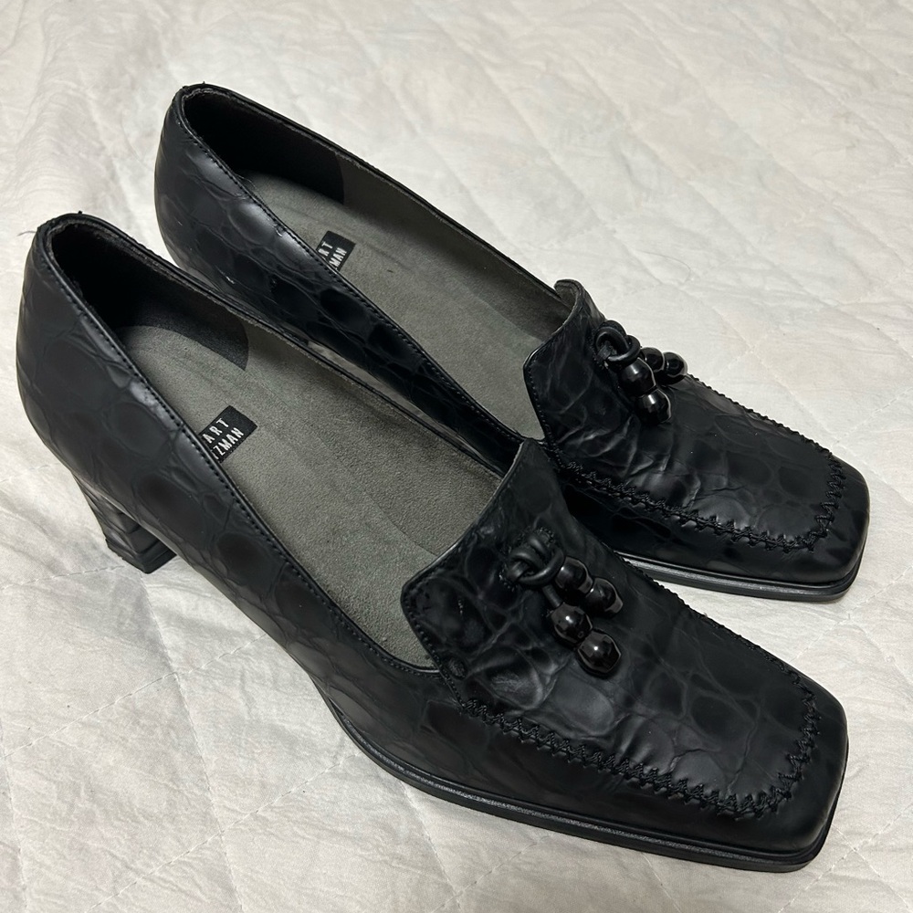 Stuart Weitzman black moccasins heel loafers. 6W70217 size 6B - Picture 2 of 7